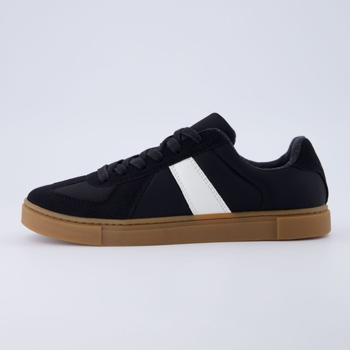 Bailey Lace Up Sneaker - view 21