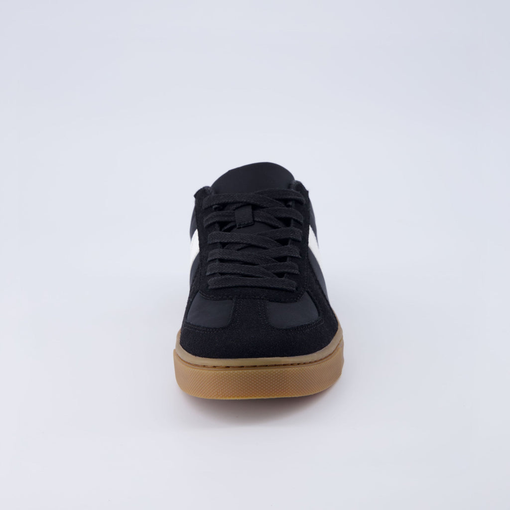 Bailey Lace Up Sneaker - view 23