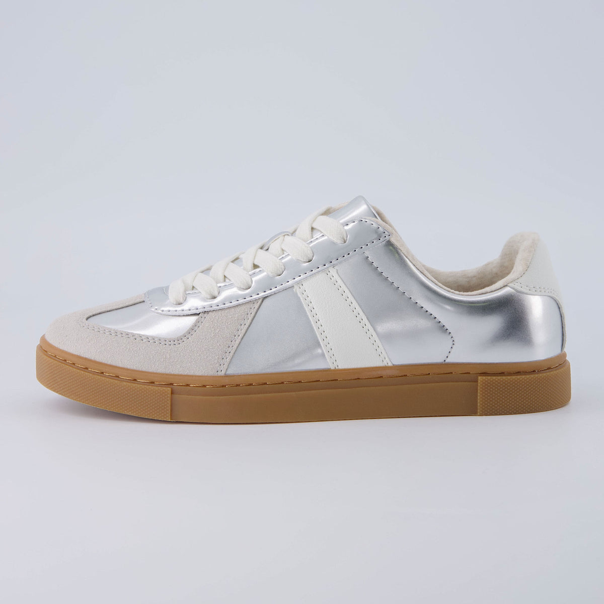Bailey Lace Up Sneaker - view 11