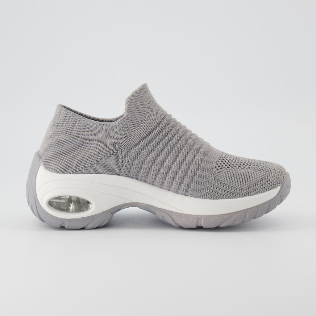 Breeze Knit Trainer - view 16