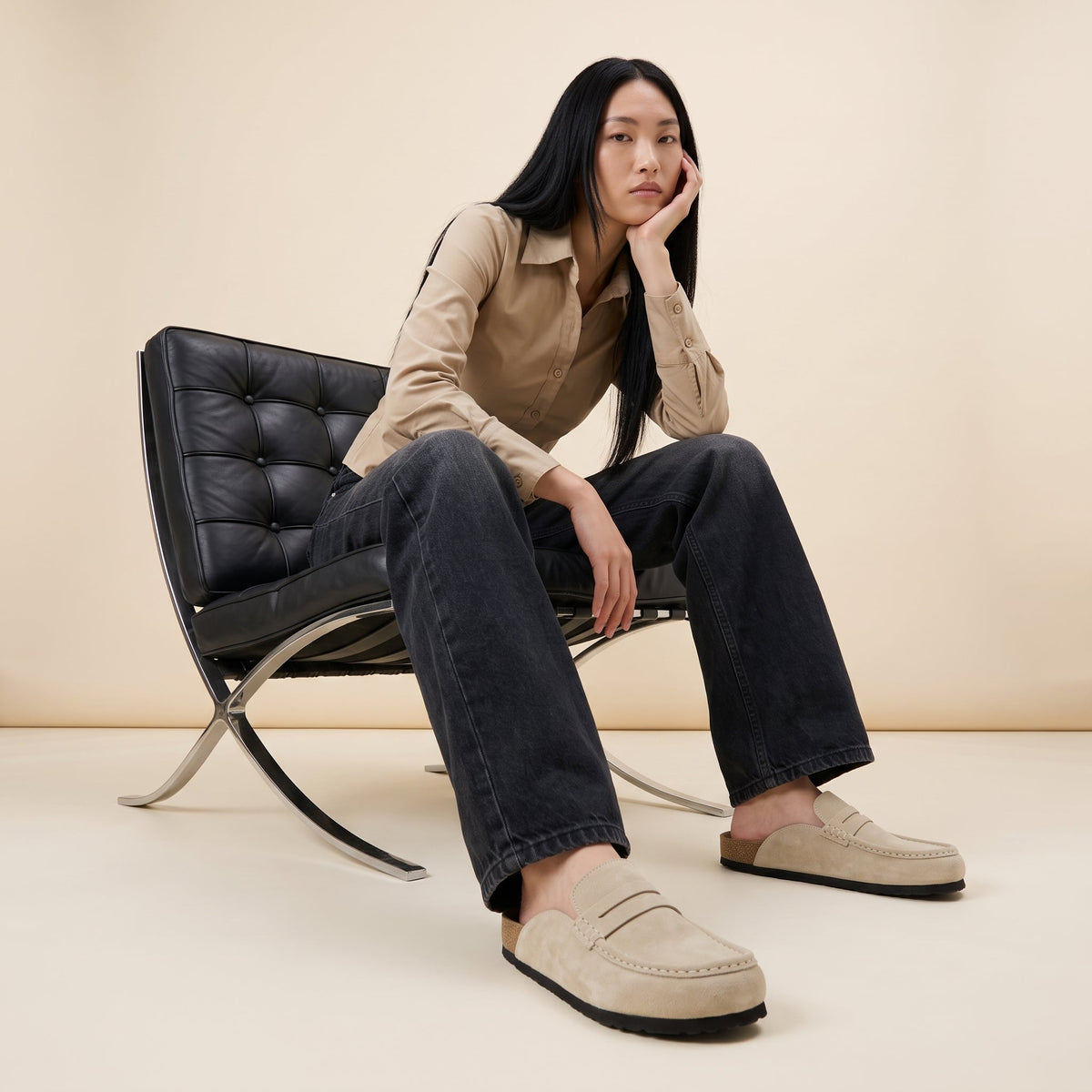 Fondu Leather Clogs - view 16