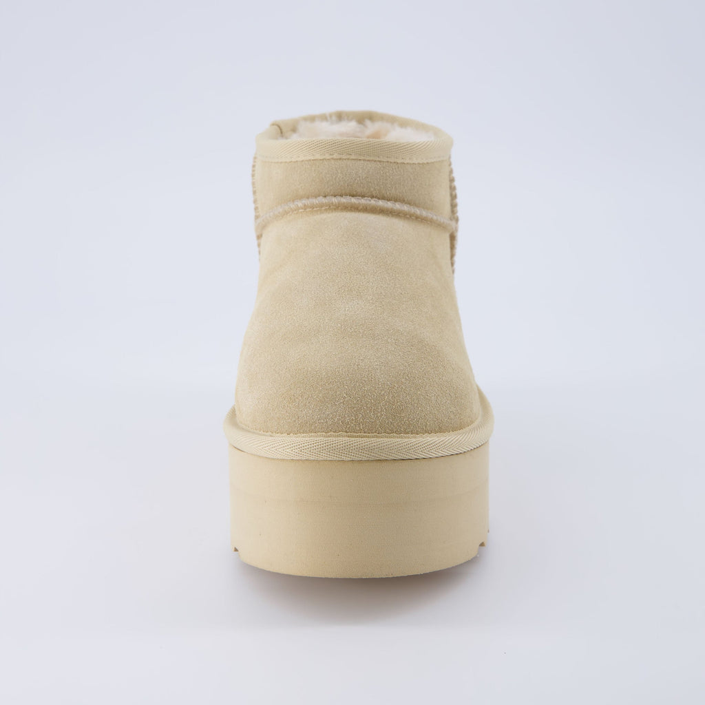 Hippy Cozy Platform Ankle Boot - view 40