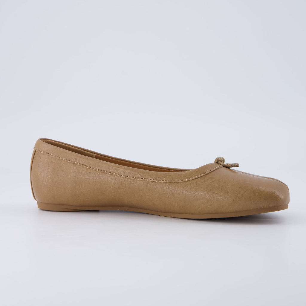 Maki Split-toe Flats - view 55