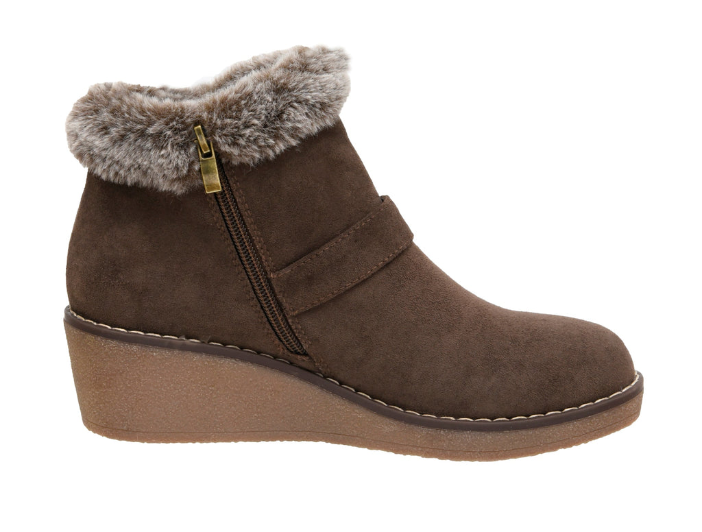 Rhodes Cozy Wedge Bootie - view 9