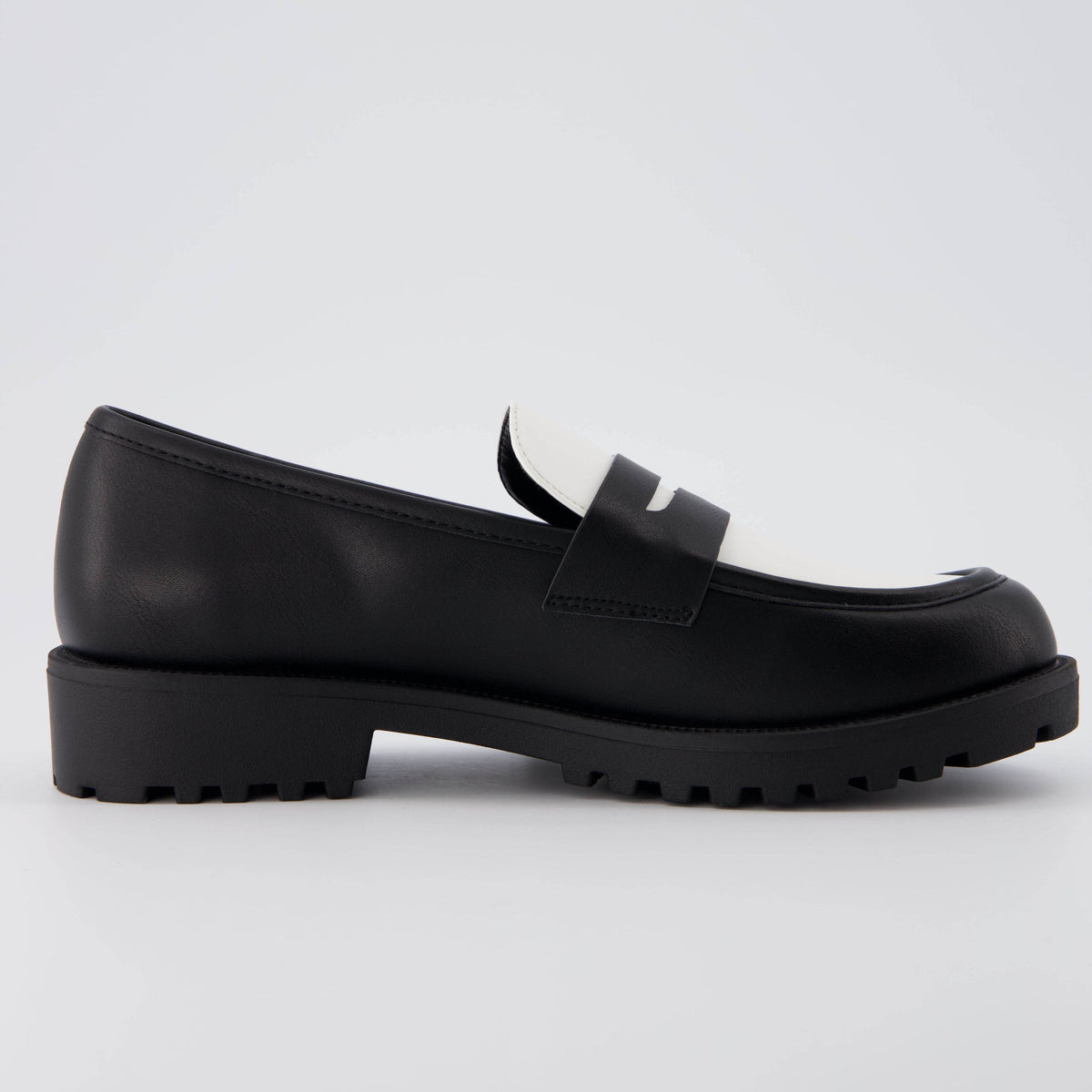 Reggio Contrast Slip On Loafer - view 6