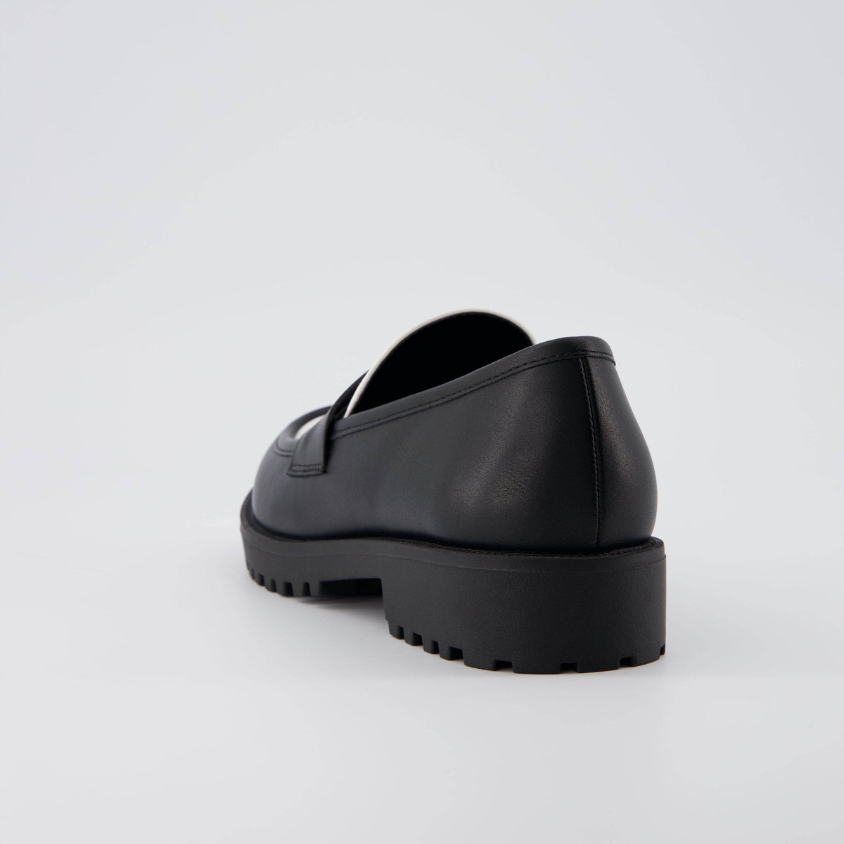Reggio Contrast Slip On Loafer - view 7