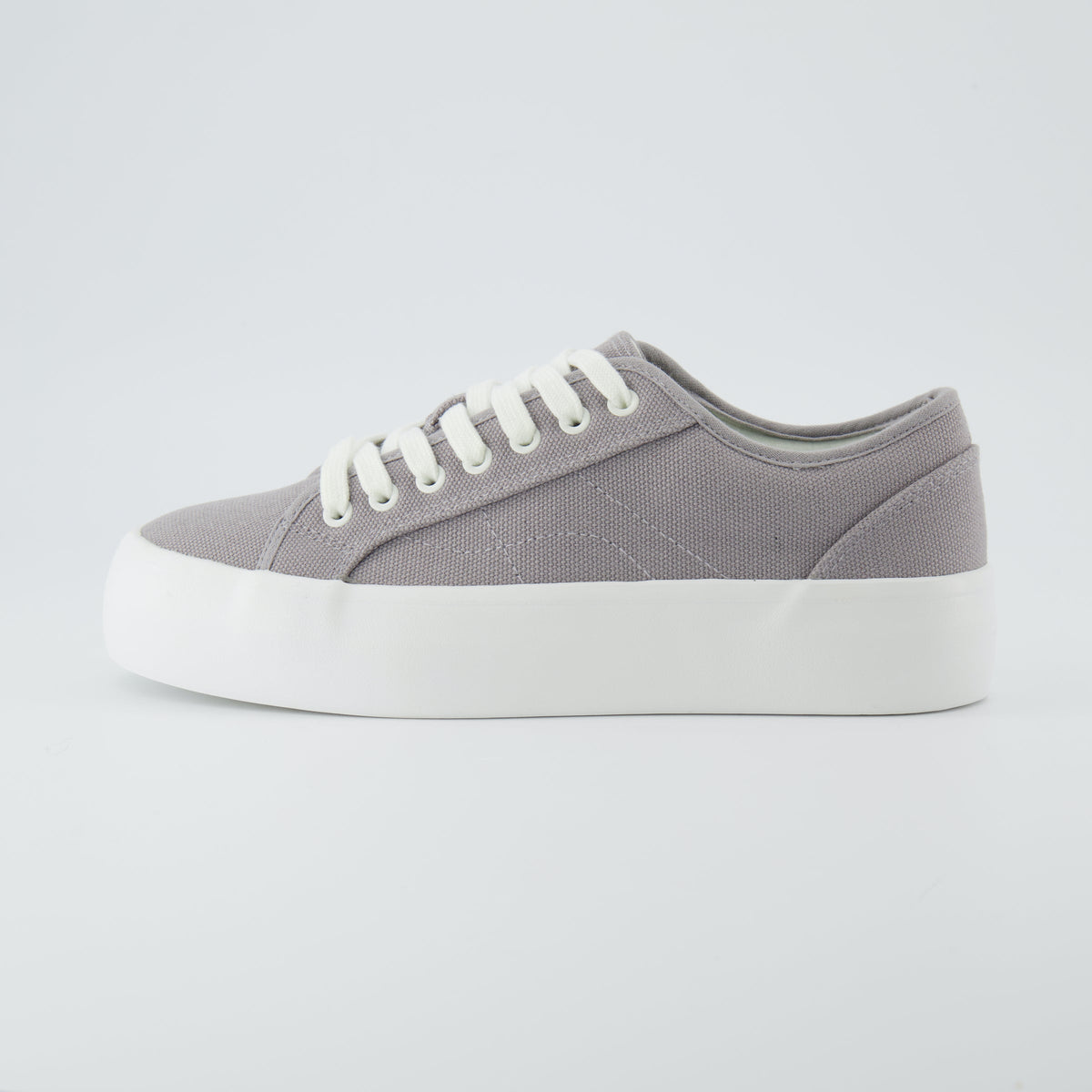 Tag Platform Sneaker - view 13