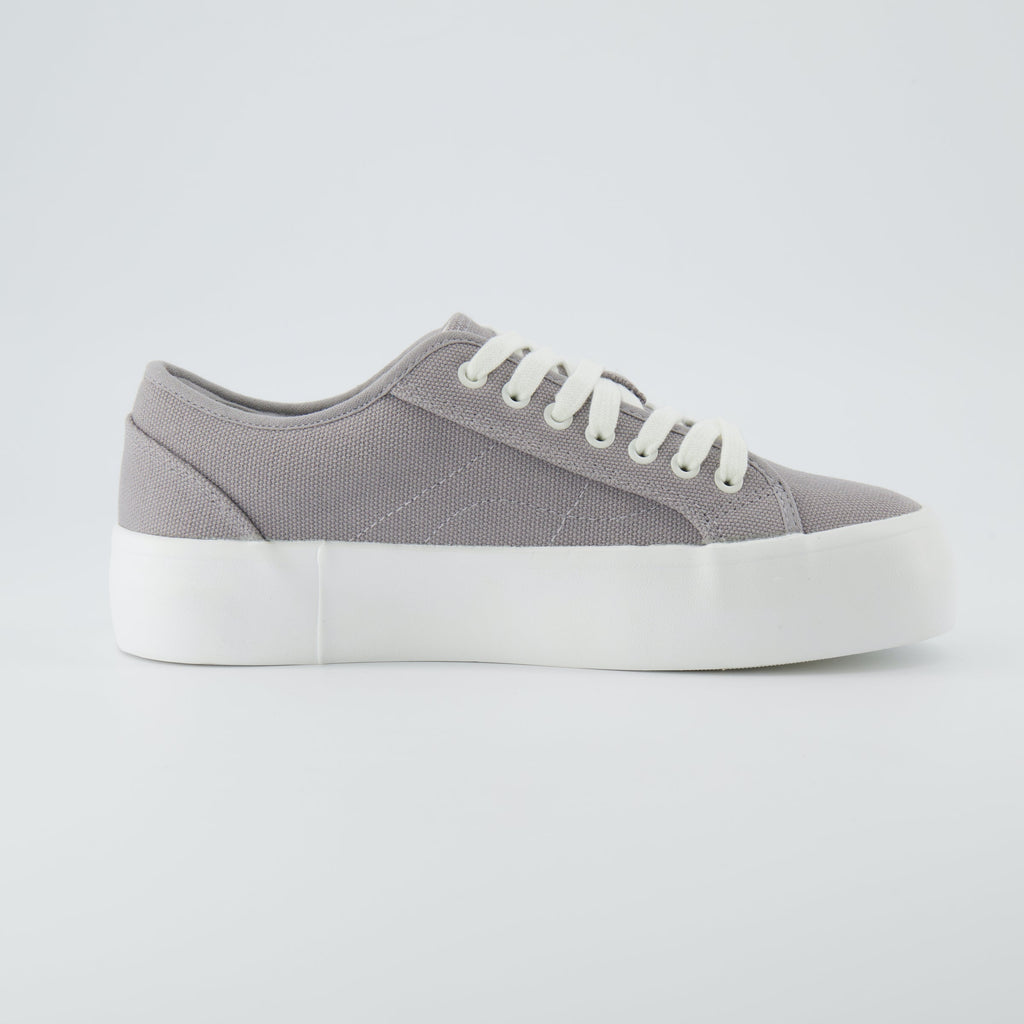 Tag Platform Sneaker - view 16