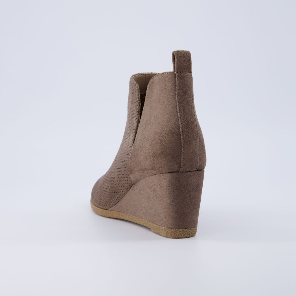 Tito Wedge Bootie - view 11