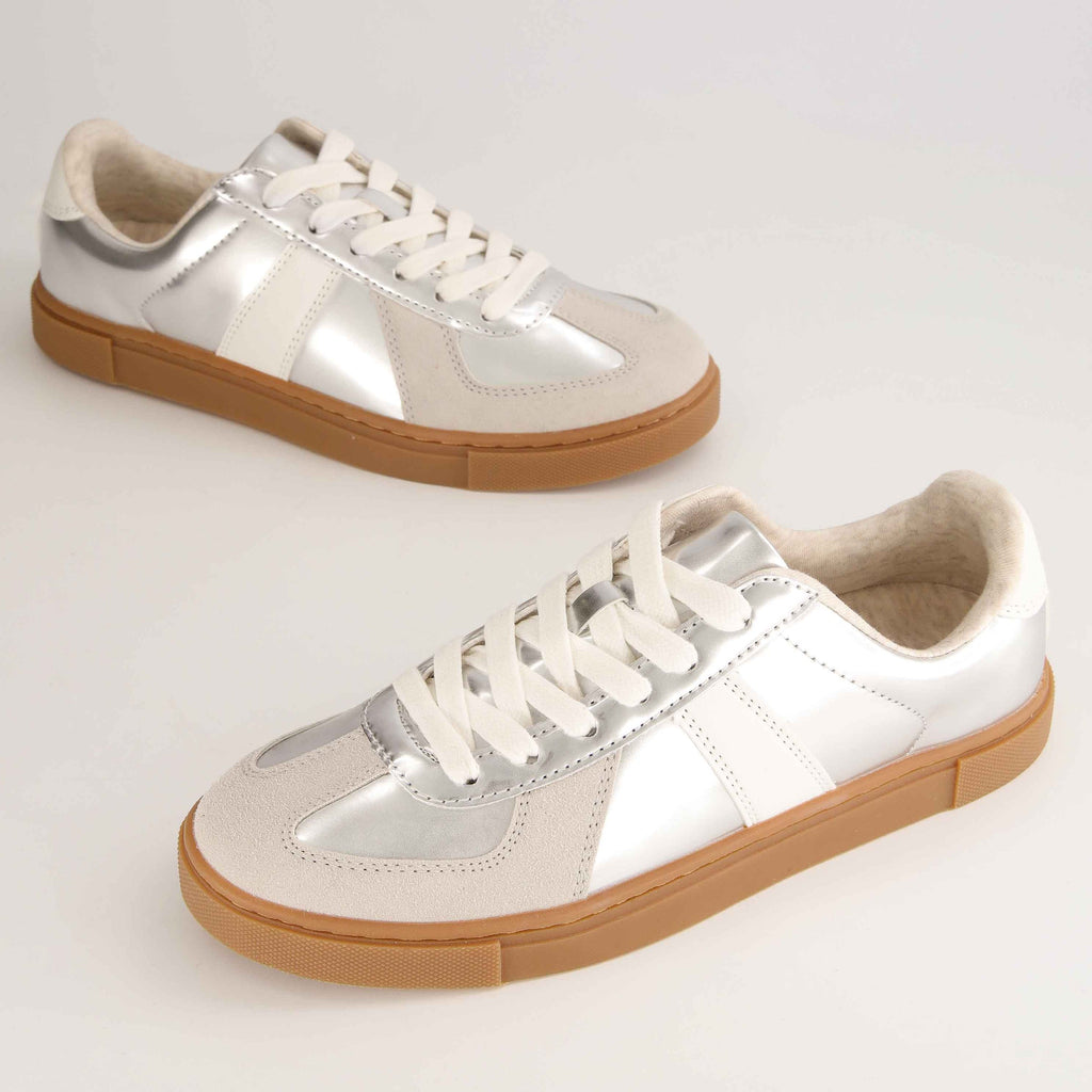 Bailey Lace Up Sneaker - view 14